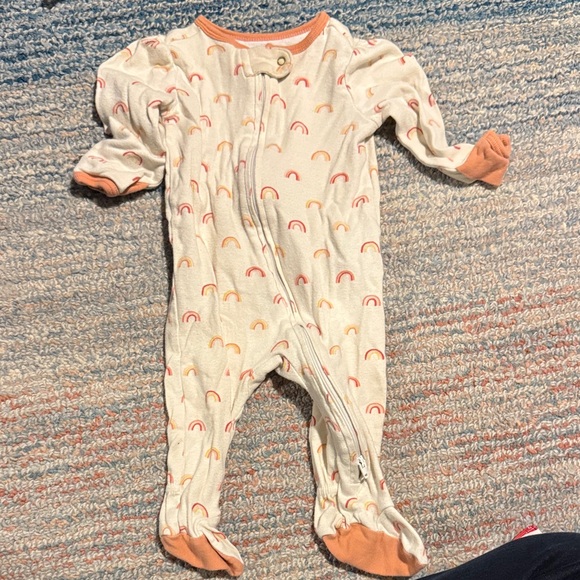 Cloud Island Cream Rainbow Footie - Picture 1 of 1